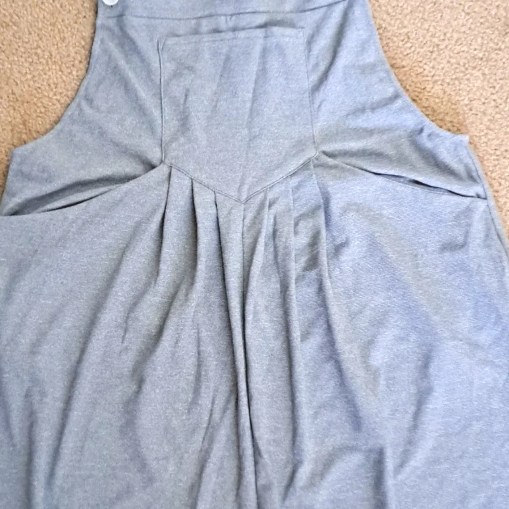 LARGE.    HALARA WIDE LEG WAFFLE ADJUSTABLE STRAPS OVERALLS - Picture 8 of 12